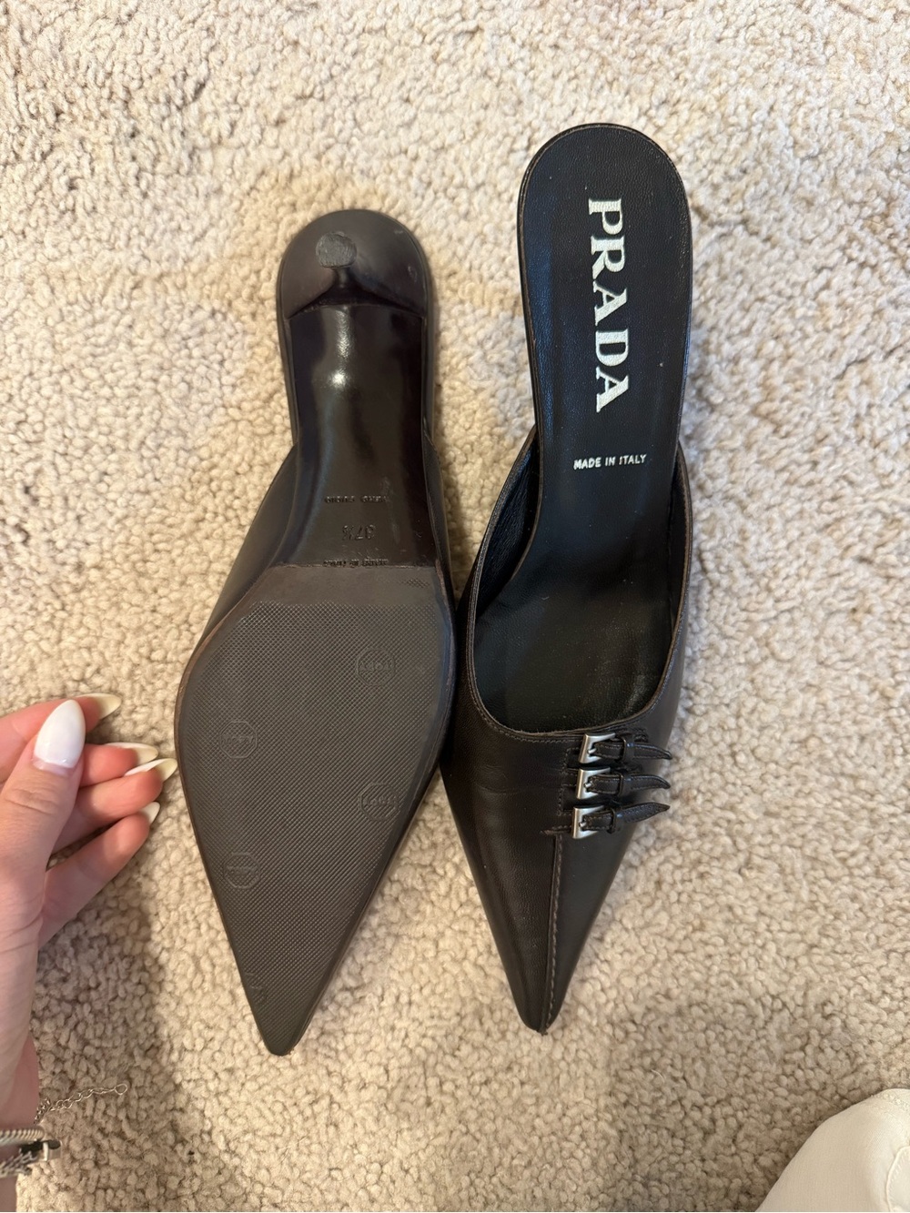 Vintage Prada Leather Pointed-Toe Mule with Triple Buckles - Picture 2 of 4